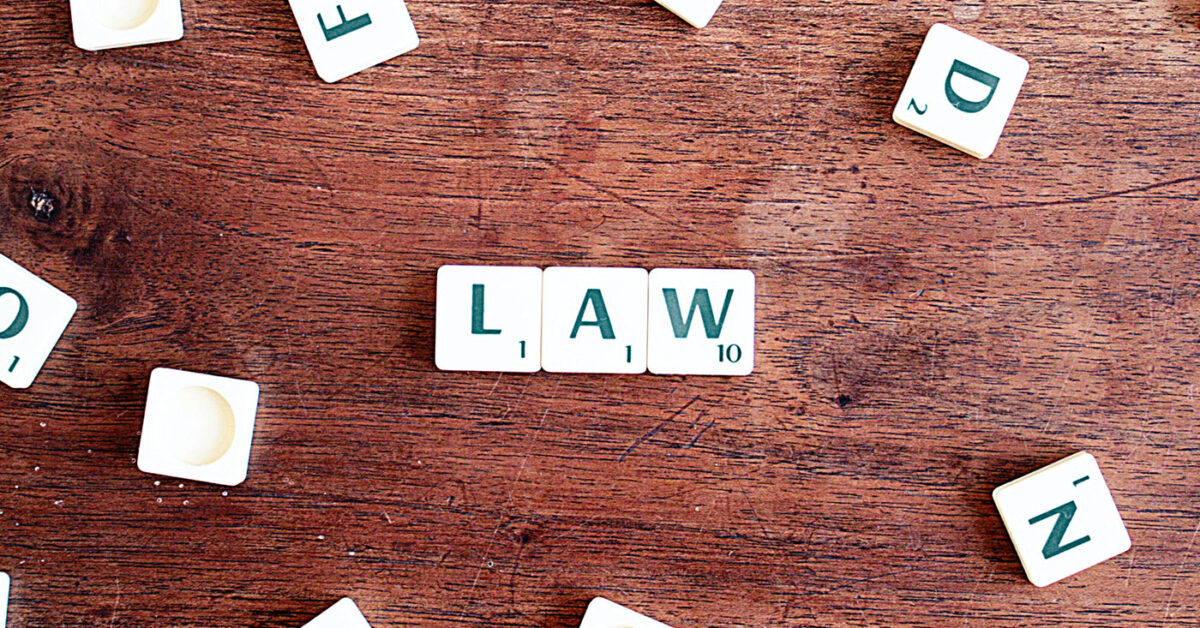 Usługi prawników w Olsztynie – ile kosztują? Kto może udzielać pomocy prawnej?